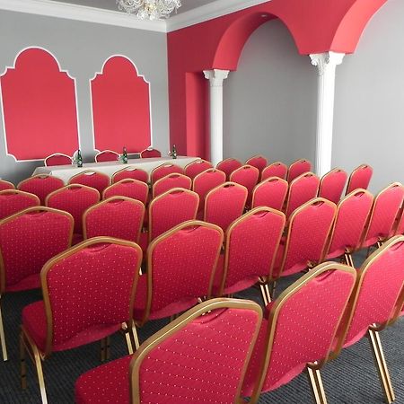 Garni Hotel Junior Bratislava Eksteriør billede