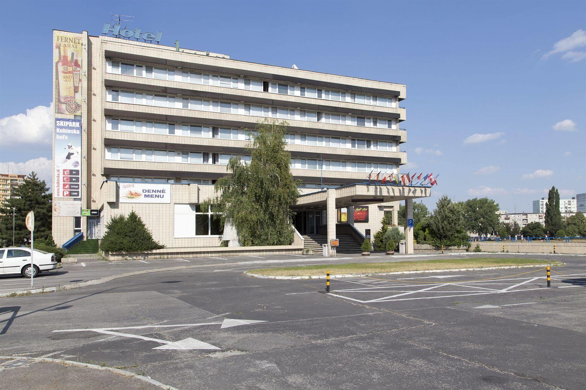 Garni Hotel Junior Bratislava Eksteriør billede