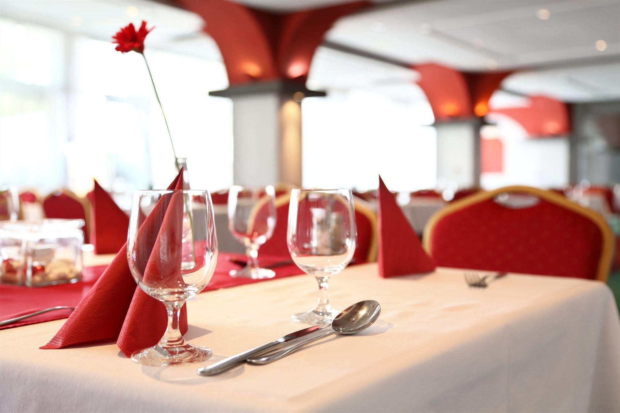Garni Hotel Junior Bratislava Eksteriør billede