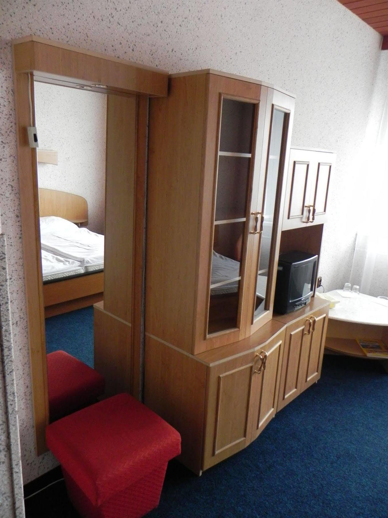 Garni Hotel Junior Bratislava Eksteriør billede